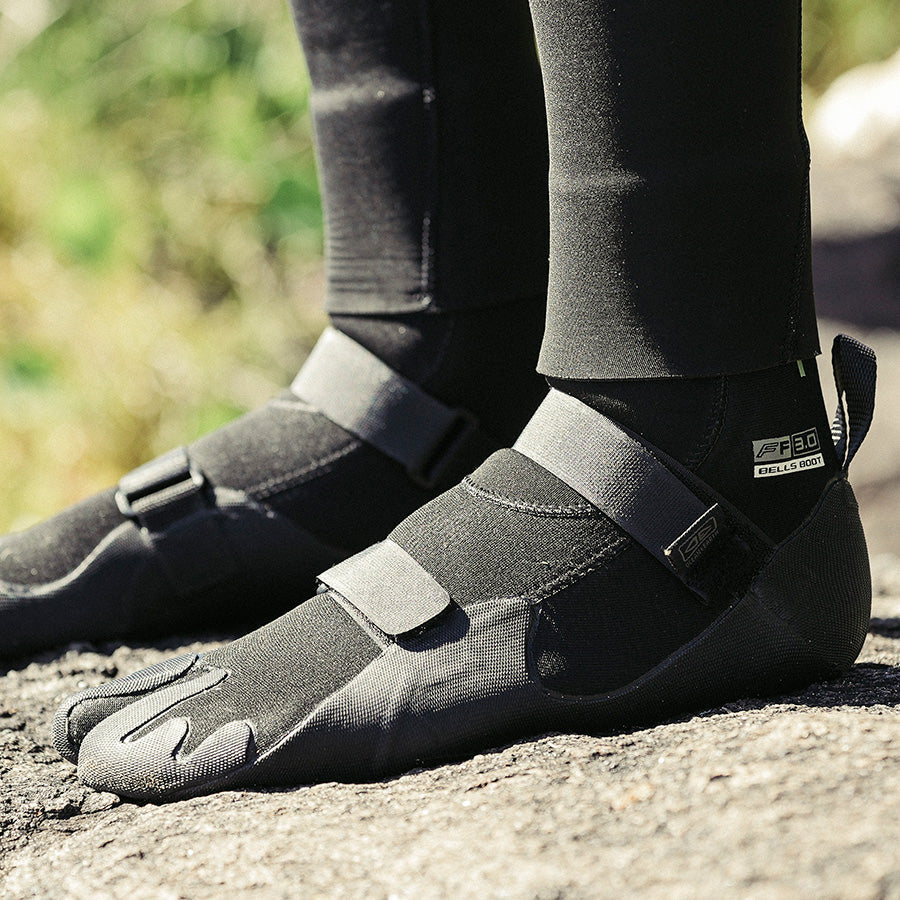 Surfing wetsuit booties