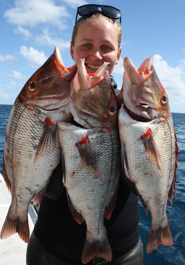 Spearfishing Girls - Competition Time!