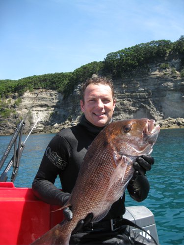 EXTREME FREEDOM: Leaders in New Zealand Spearfishing