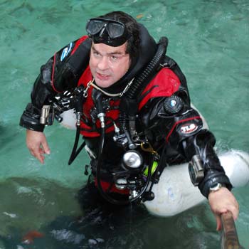 Try a DUI Drysuit Day!