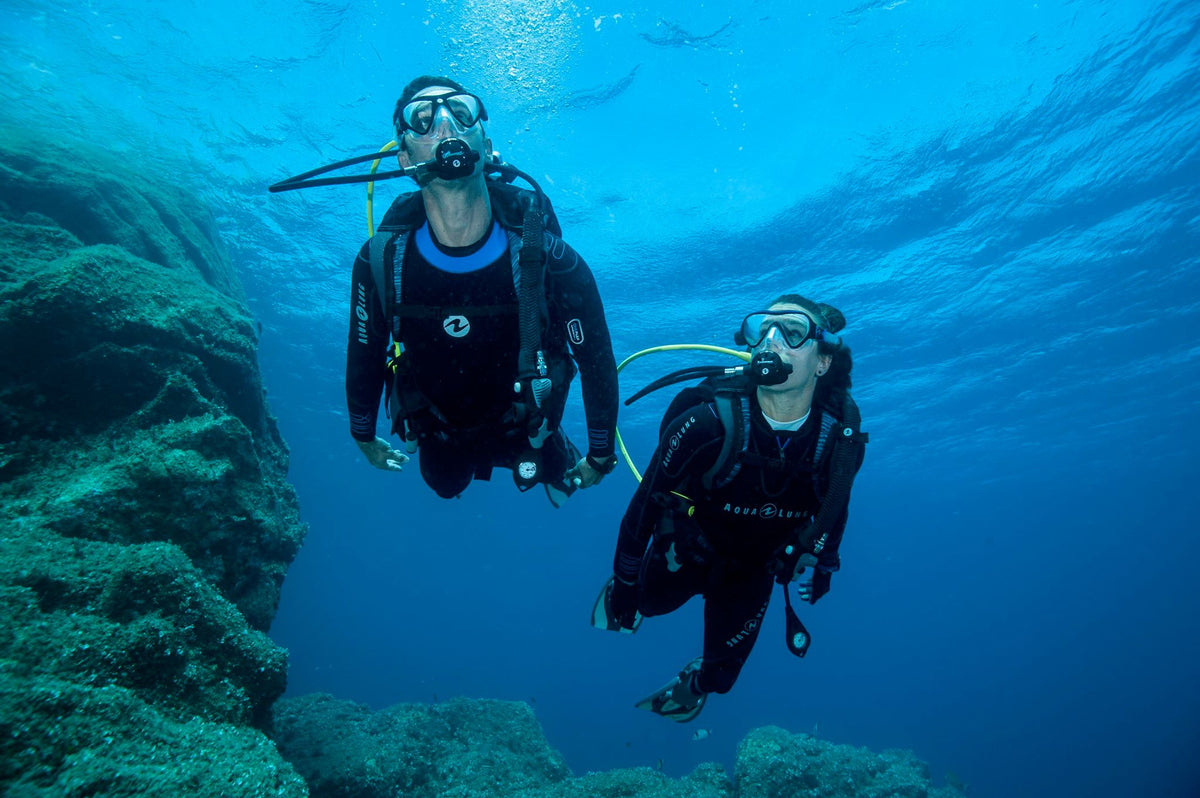 Aqua Lung | Adreno Outfitters One Stop Shop for Spearo, Free, Scuba and Surfing Goods