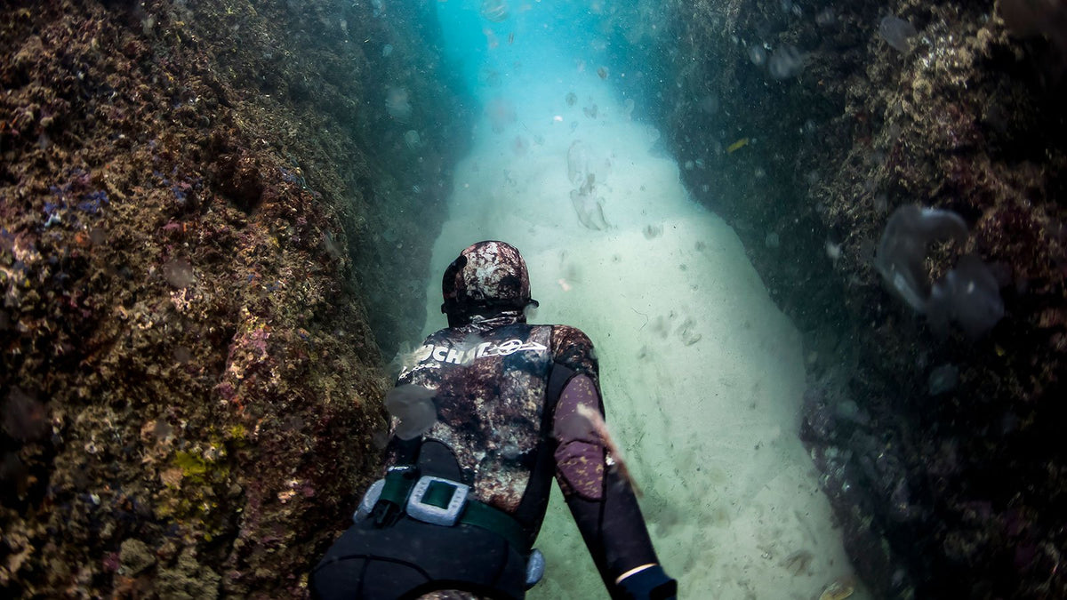 Hand Spears, Pole Spears & Hawaiian Slings | Adreno Outfitters One Stop Shop for Spearo, Free, Scuba and Surfing Goods