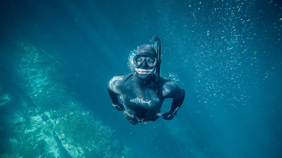 Low volume freediving mask