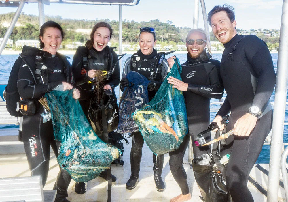 ADRENO clean up dive crew