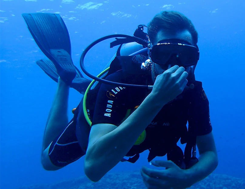OPEN WATER DIVE COURSE FOR COMPLETE BEGINNERS
