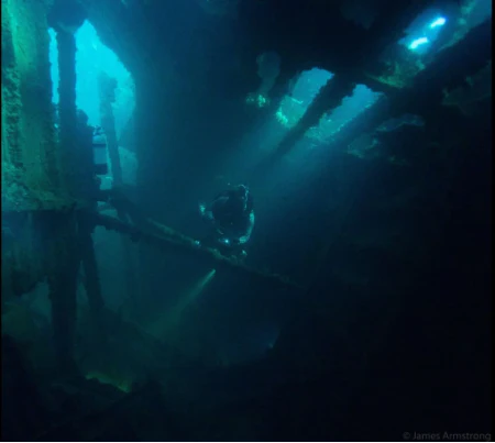 Cementco Wreck & Flinders Double Reef Dive